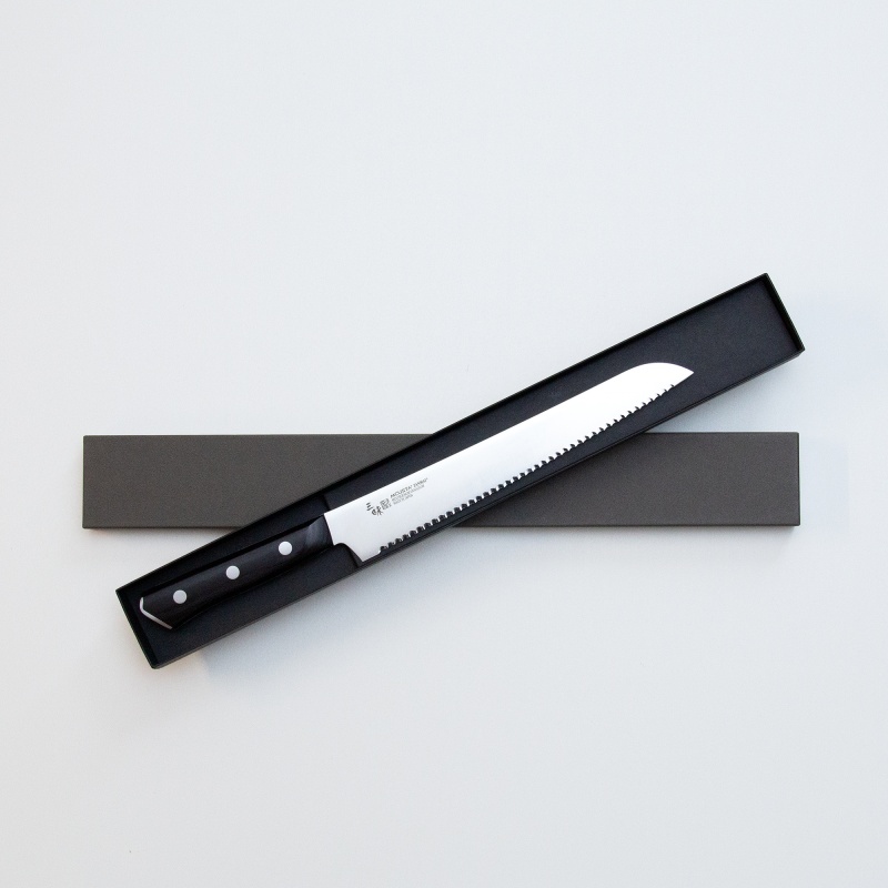 Mcusta_Modern_bread_knife_3.jpg