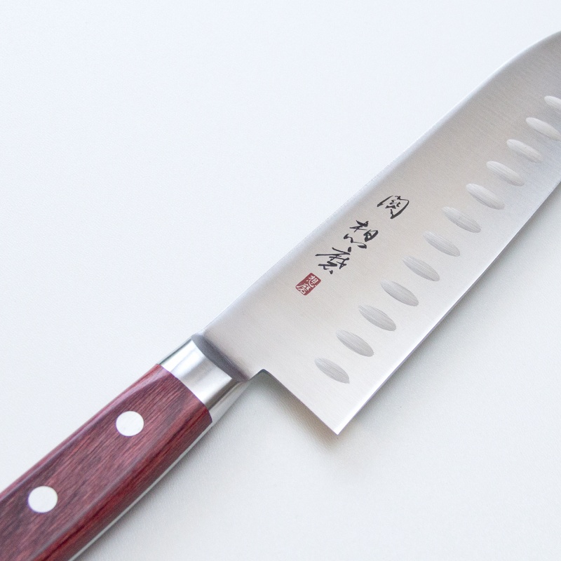 Souma_red_granton_santoku_1.jpg